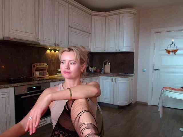 MissMotivated webcam