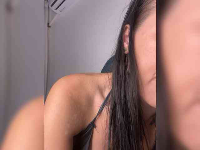 Mikimichelle webcam