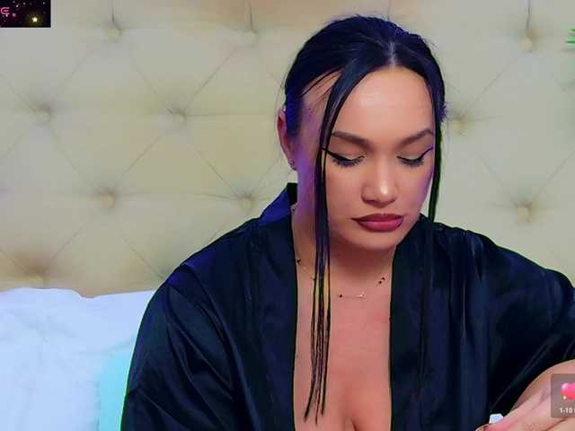 Entrez le videochat erotique avec le
modèle DaliyaArabian DaliyaArabian