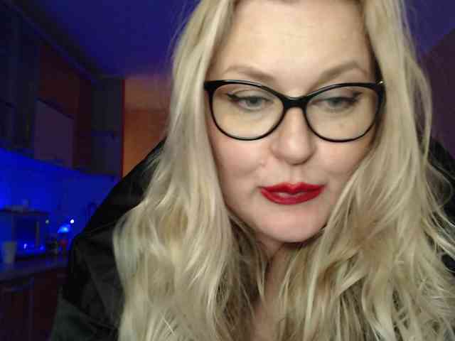 Pretty_NYUSHA webcam
