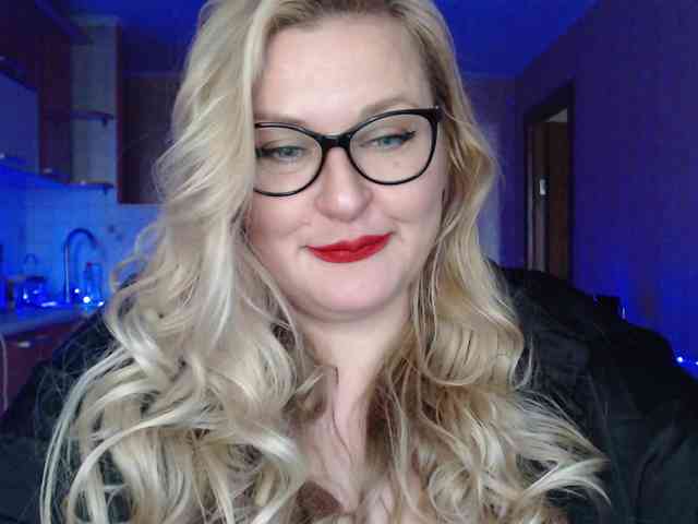 Pretty_NYUSHA webcam