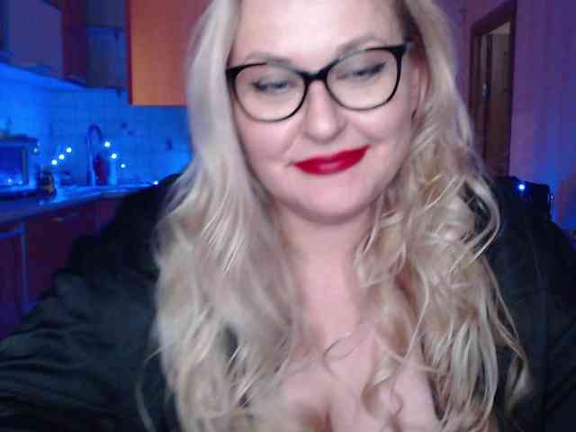 Pretty_NYUSHA webcam