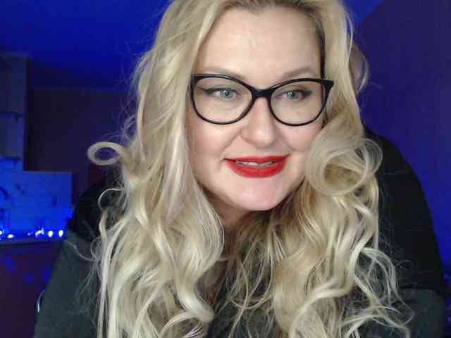 Pretty_NYUSHA webcam