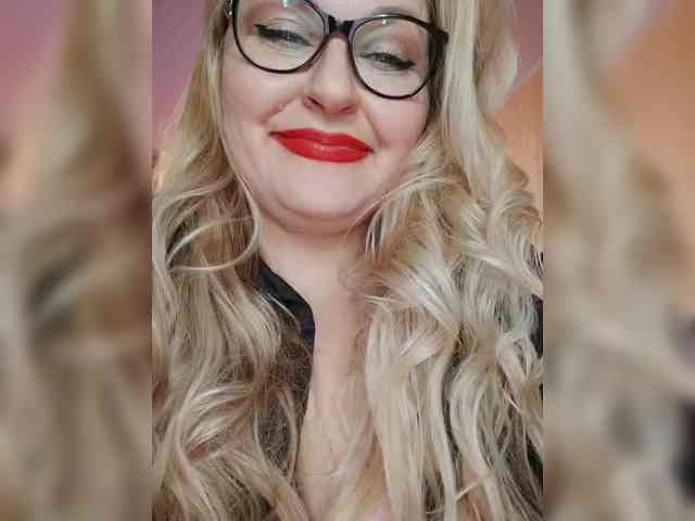 Pretty_NYUSHA webcam