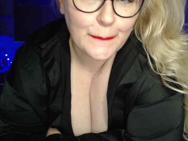 Pretty_NYUSHA webcam