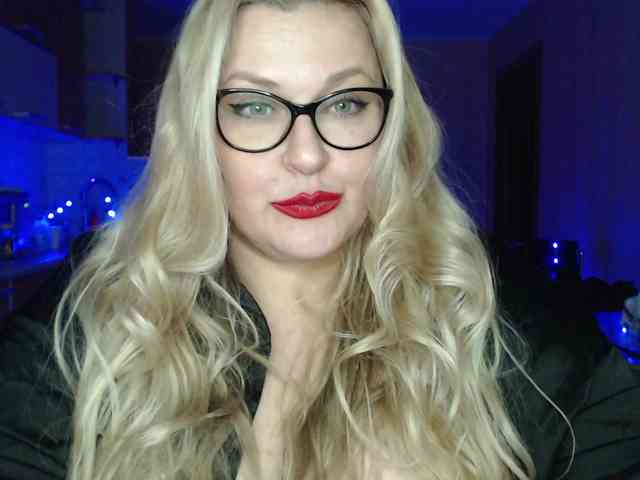 Pretty_NYUSHA webcam