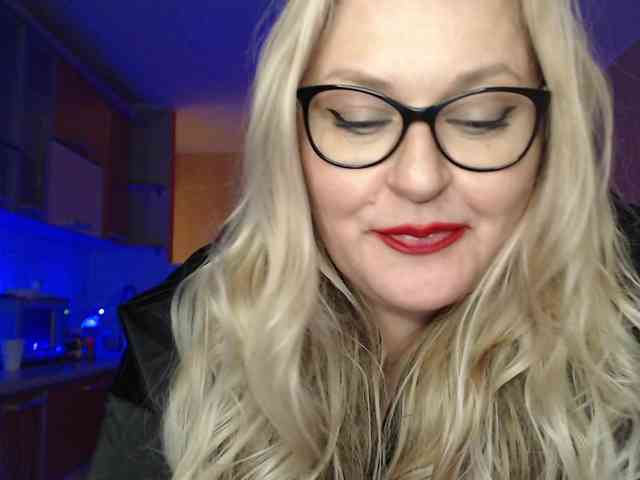Pretty_NYUSHA webcam