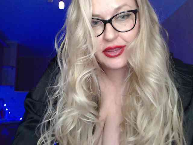 Pretty_NYUSHA webcam