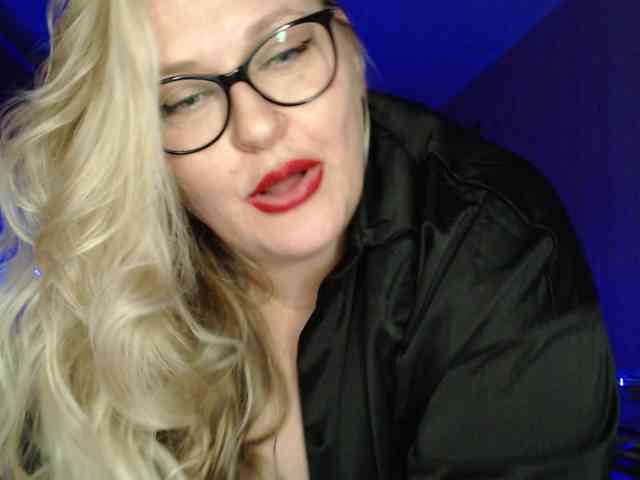 Pretty_NYUSHA webcam