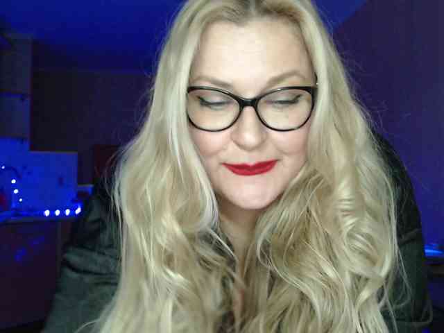 Pretty_NYUSHA webcam