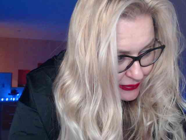 Pretty_NYUSHA webcam