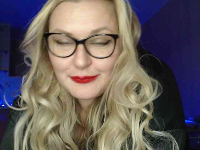 Pretty_NYUSHA webcam