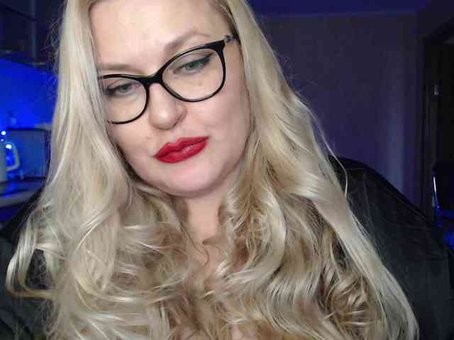 Pretty_NYUSHA webcam