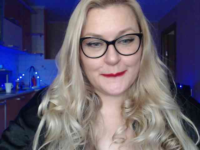 Pretty_NYUSHA webcam