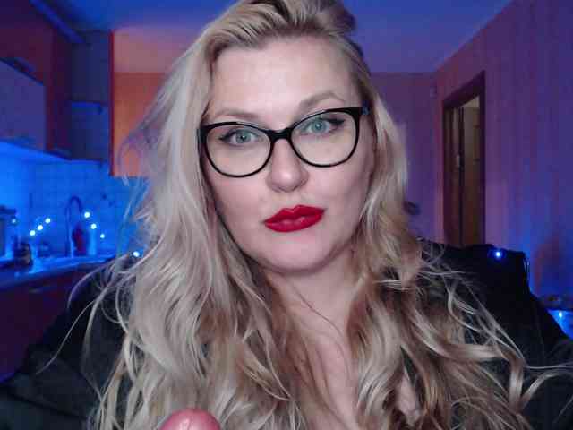 Pretty_NYUSHA webcam