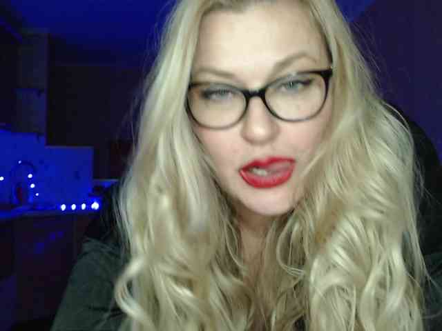 Pretty_NYUSHA webcam