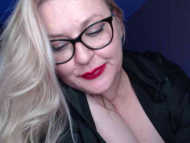 Pretty_NYUSHA webcam