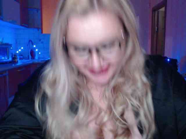 Pretty_NYUSHA webcam