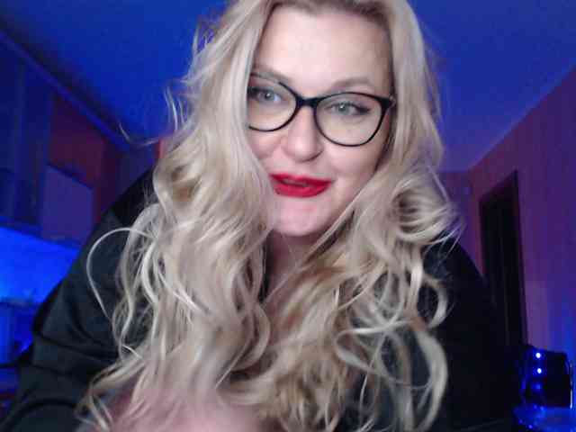 Pretty_NYUSHA webcam