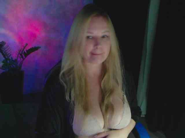 ProvokedDream webcam