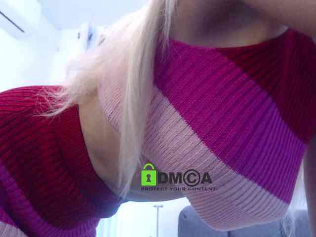 MaxineDi webcam