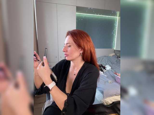 Accedi alla chat con il nickname MelenaFox MelenaFox