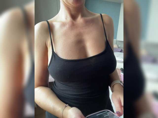 Accedi alla chat con il nickname MelenaFox MelenaFox