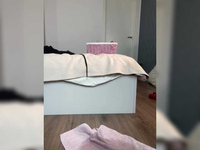 Accedi alla chat con il nickname MelenaFox MelenaFox