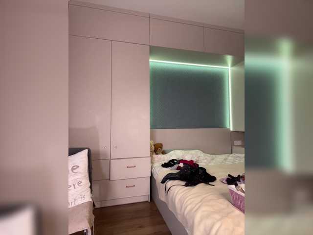 Accedi alla chat con il nickname MelenaFox MelenaFox