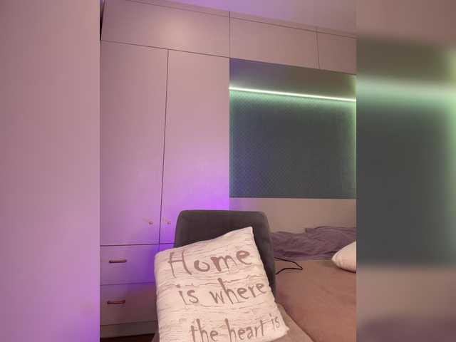 Accedi alla chat con il nickname MelenaFox MelenaFox