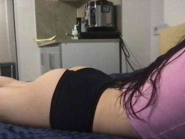 MilaBi-192569 webcam