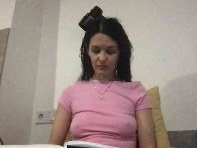 MilaBi-192569 webcam