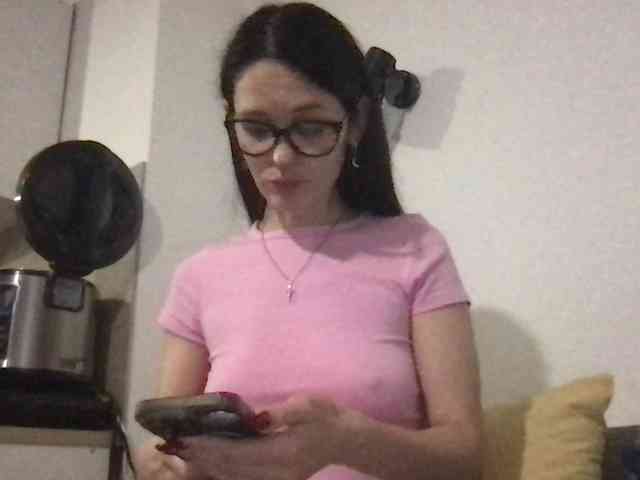 MilaBi-192569 webcam