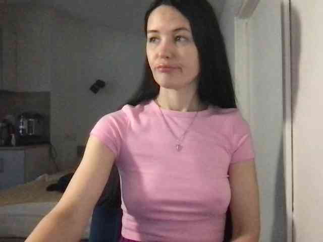 MilaBi-192569 webcam