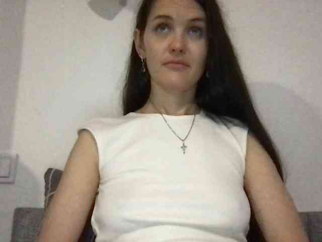 MilaBi-192569 webcam