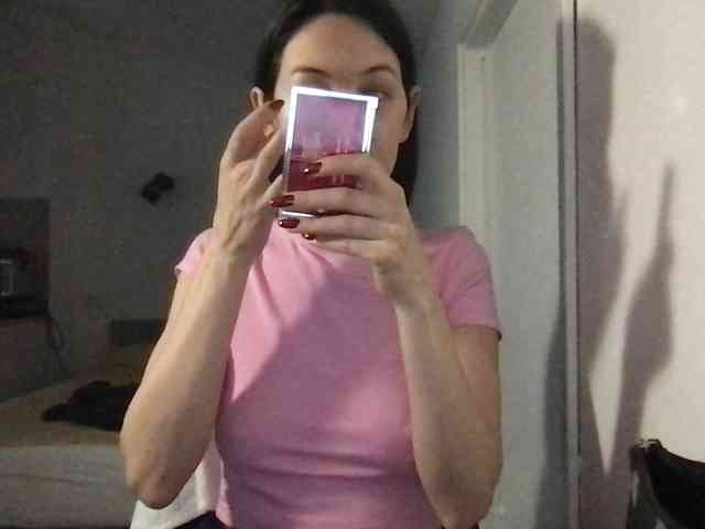 MilaBi-192569 webcam