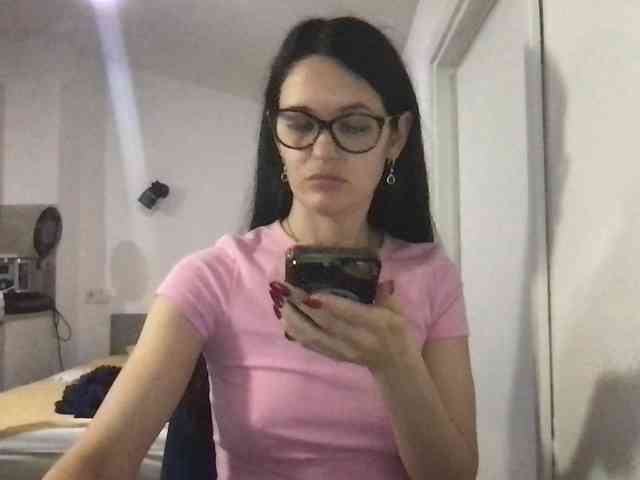 MilaBi-192569 webcam