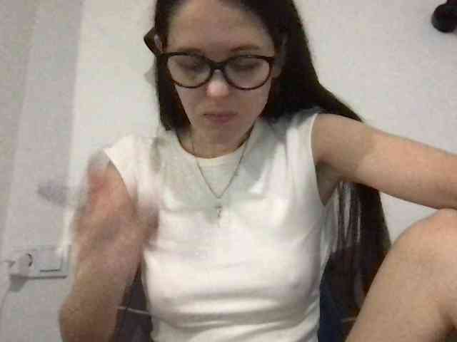 MilaBi-192569 webcam