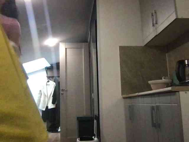 MilaBi-192569 webcam