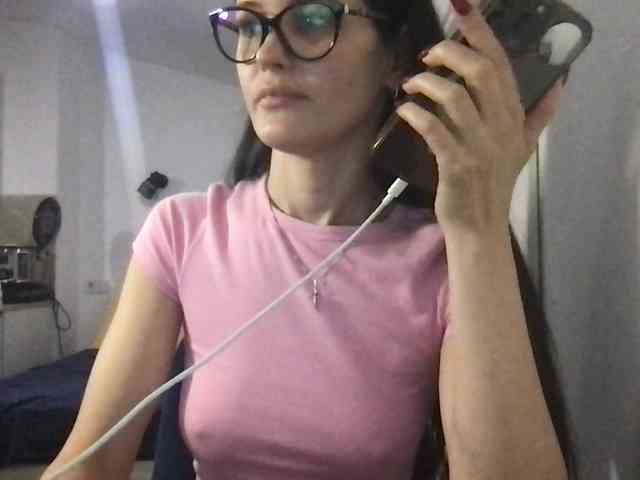 MilaBi-192569 webcam