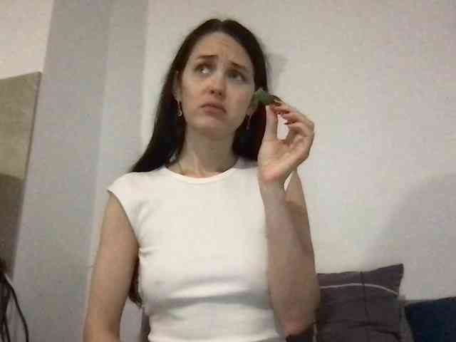 MilaBi-192569 webcam