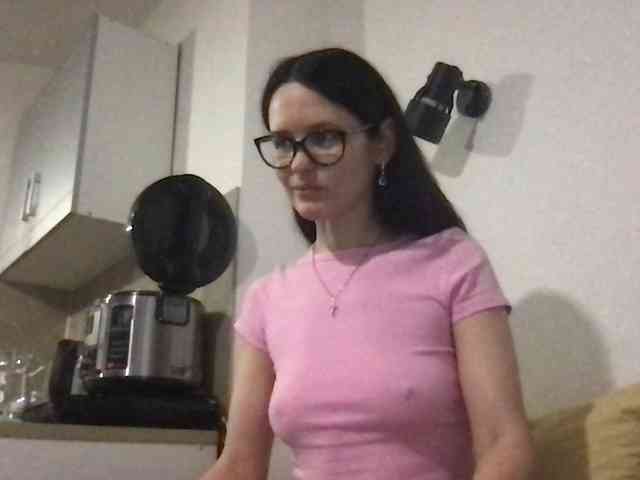 MilaBi-192569 webcam