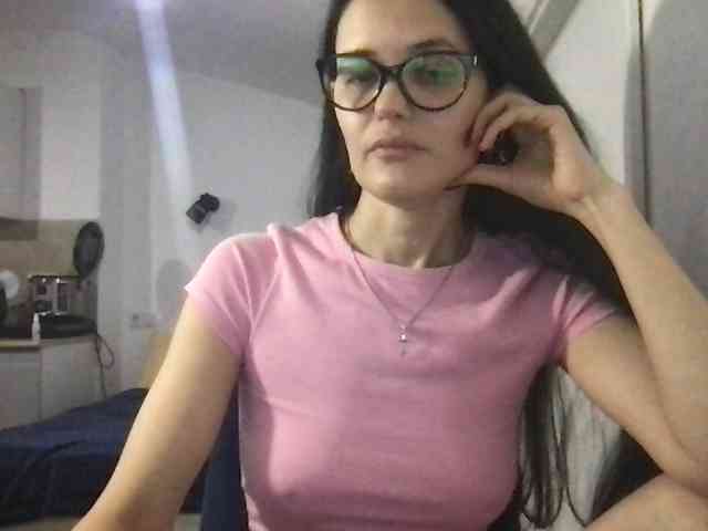 MilaBi-192569 webcam