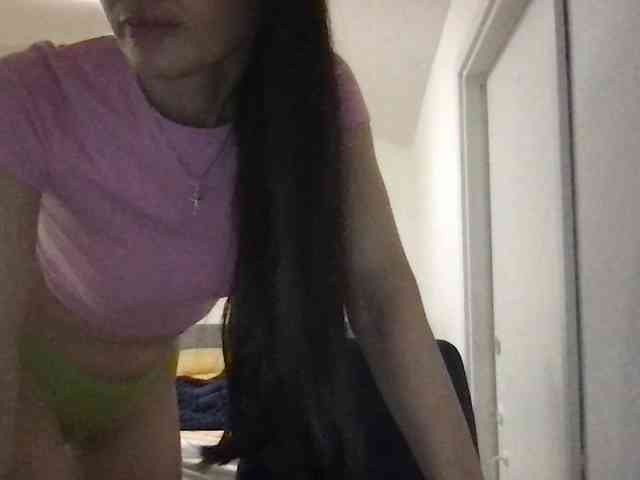 MilaBi-192569 webcam