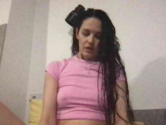 MilaBi-192569 webcam