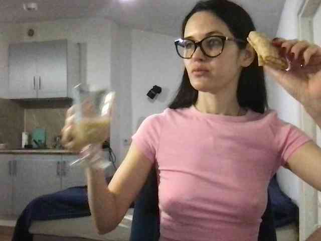 MilaBi-192569 webcam