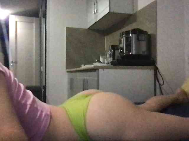 MilaBi-192569 webcam