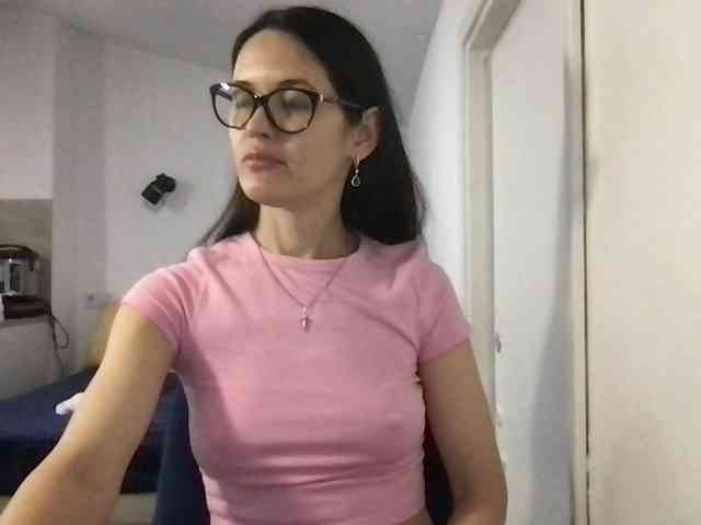 MilaBi-192569 webcam