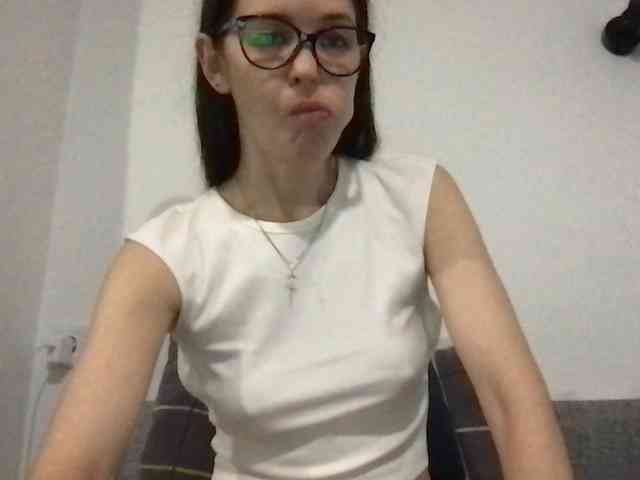 MilaBi-192569 webcam