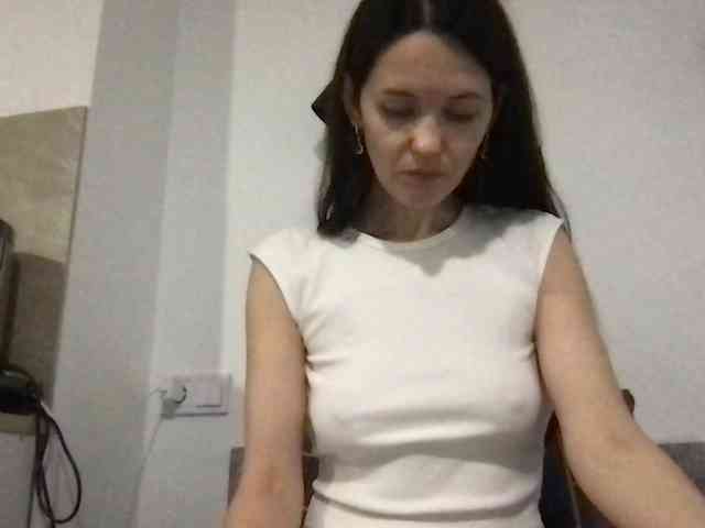 MilaBi-192569 webcam